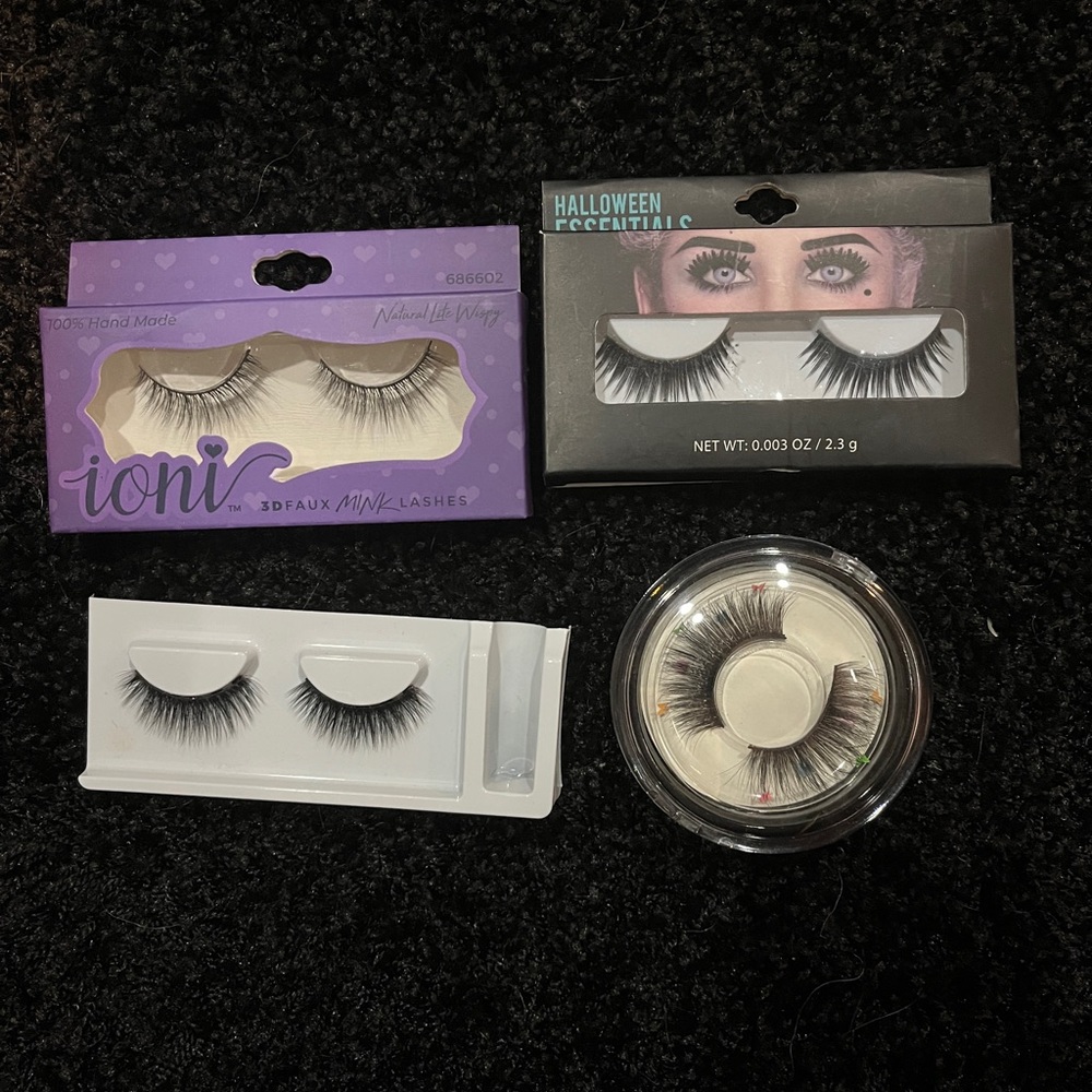 False Eyelashes Bundle